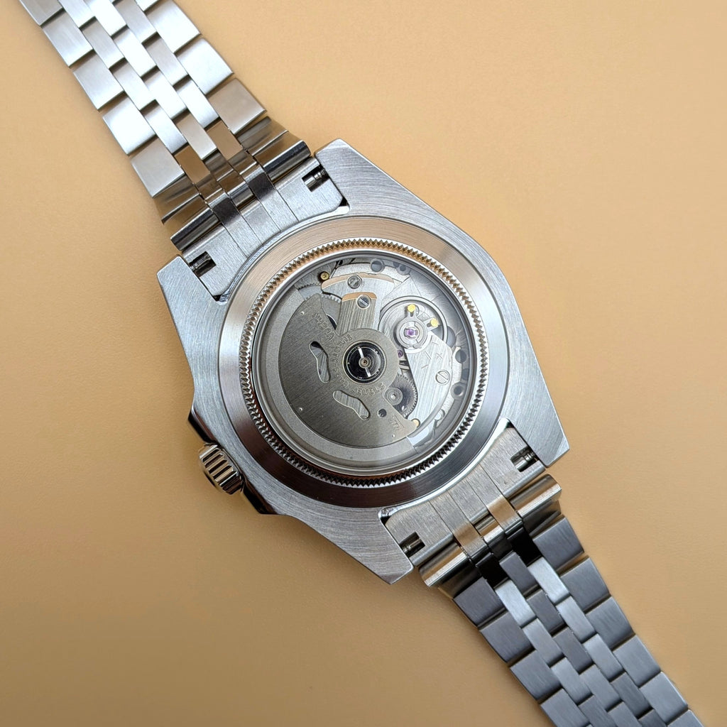 GMT Automatic One Watch Two Worlds Inspired Pepsi Bezel