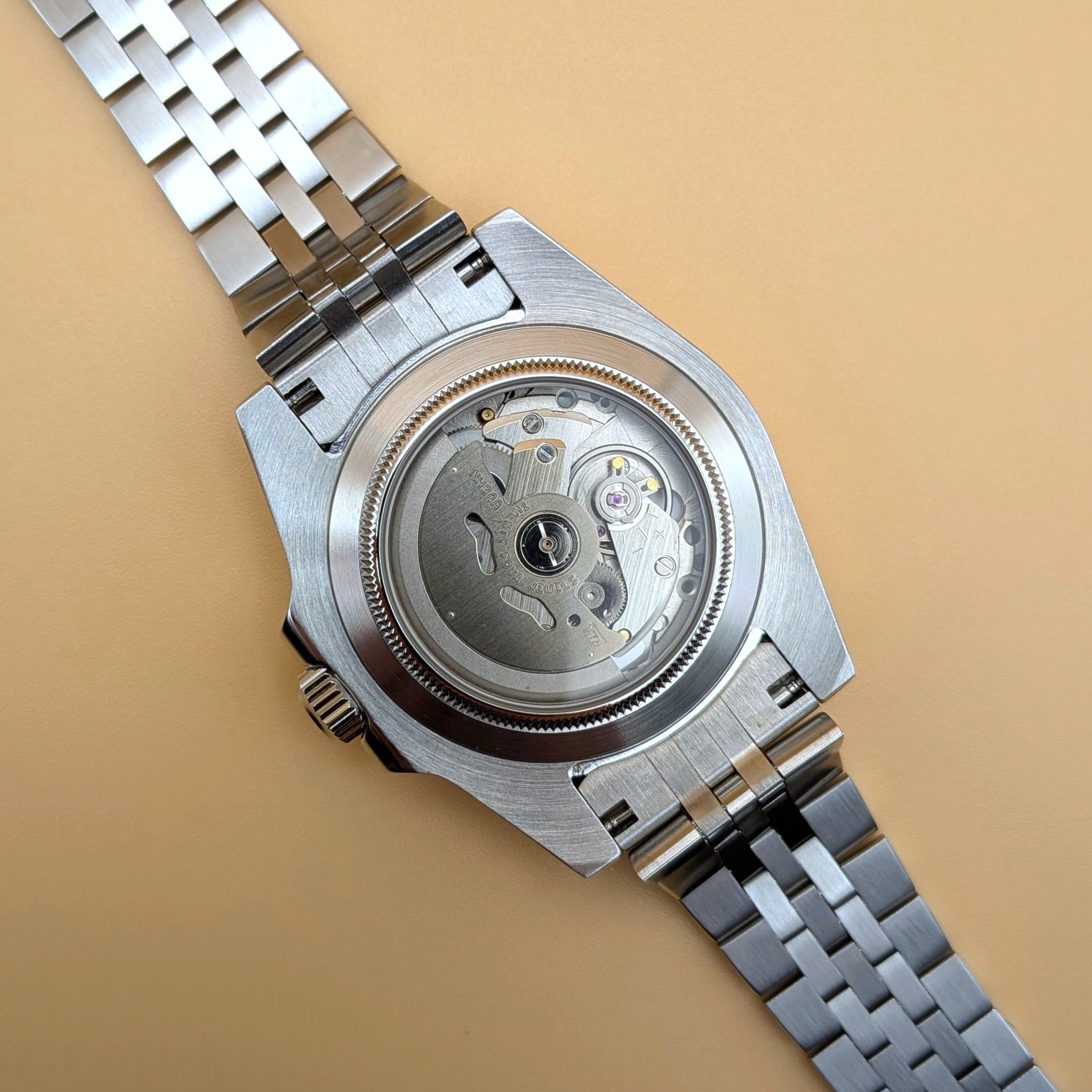GMT Automatic One Watch Two Worlds Inspired Pepsi Bezel