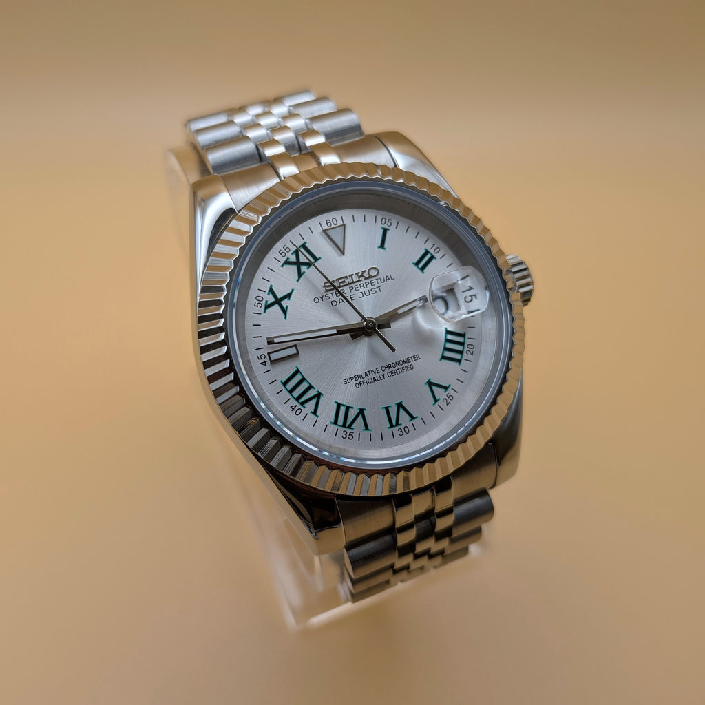 Classic Automatic Timeless Elegance in Every Detail