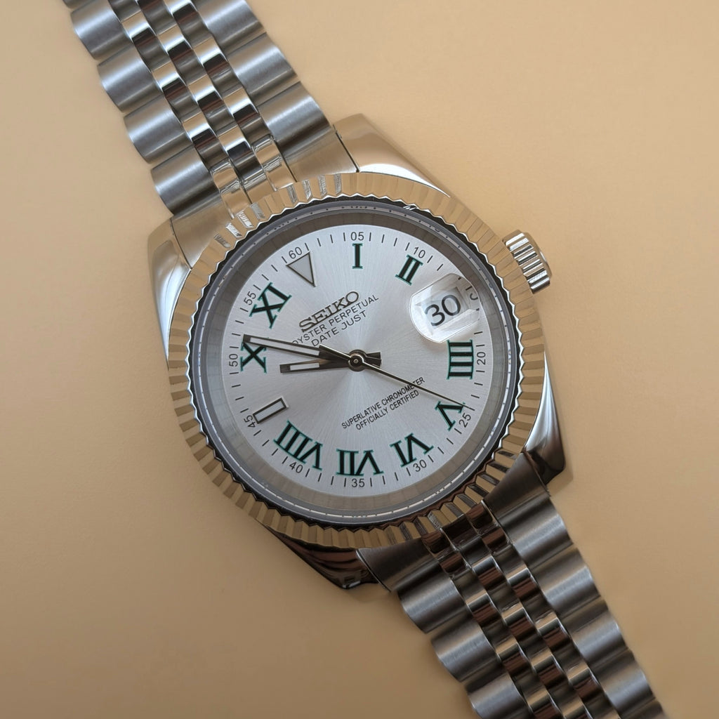 Classic Automatic Timeless Elegance in Every Detail
