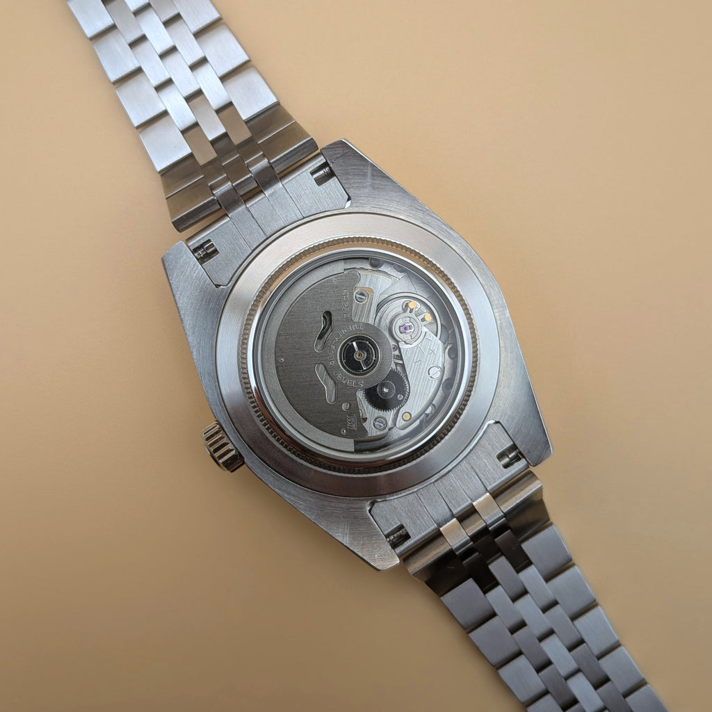 Classic Automatic Timeless Elegance in Every Detail