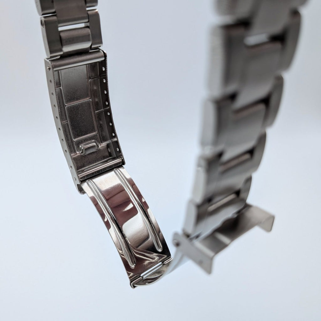Automatic Diver Classic Design - Hands On Time