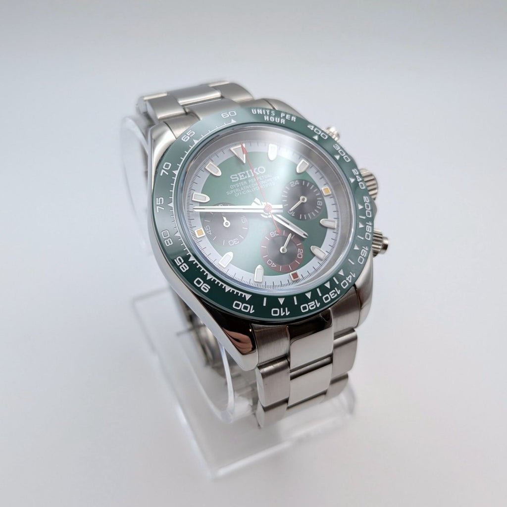 Classic Chronograph Green & White - Hands On Time