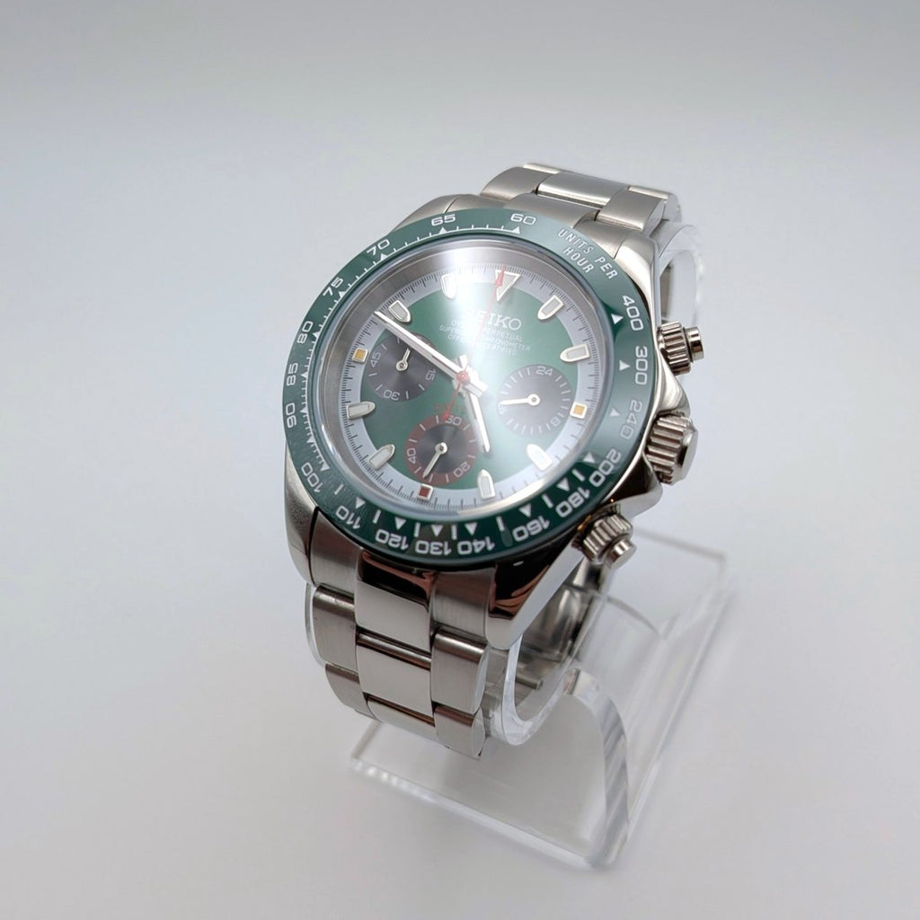 Classic Chronograph Green & White - Hands On Time