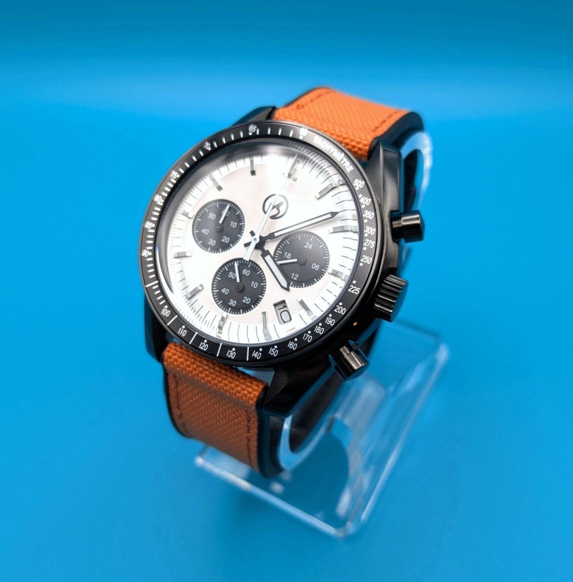Hands On Time Speed Chronograph White & Black - Hands On Time