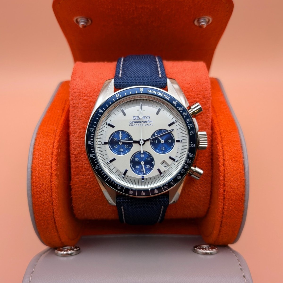 Speed Chronograph White & Blue - Hands On Time
