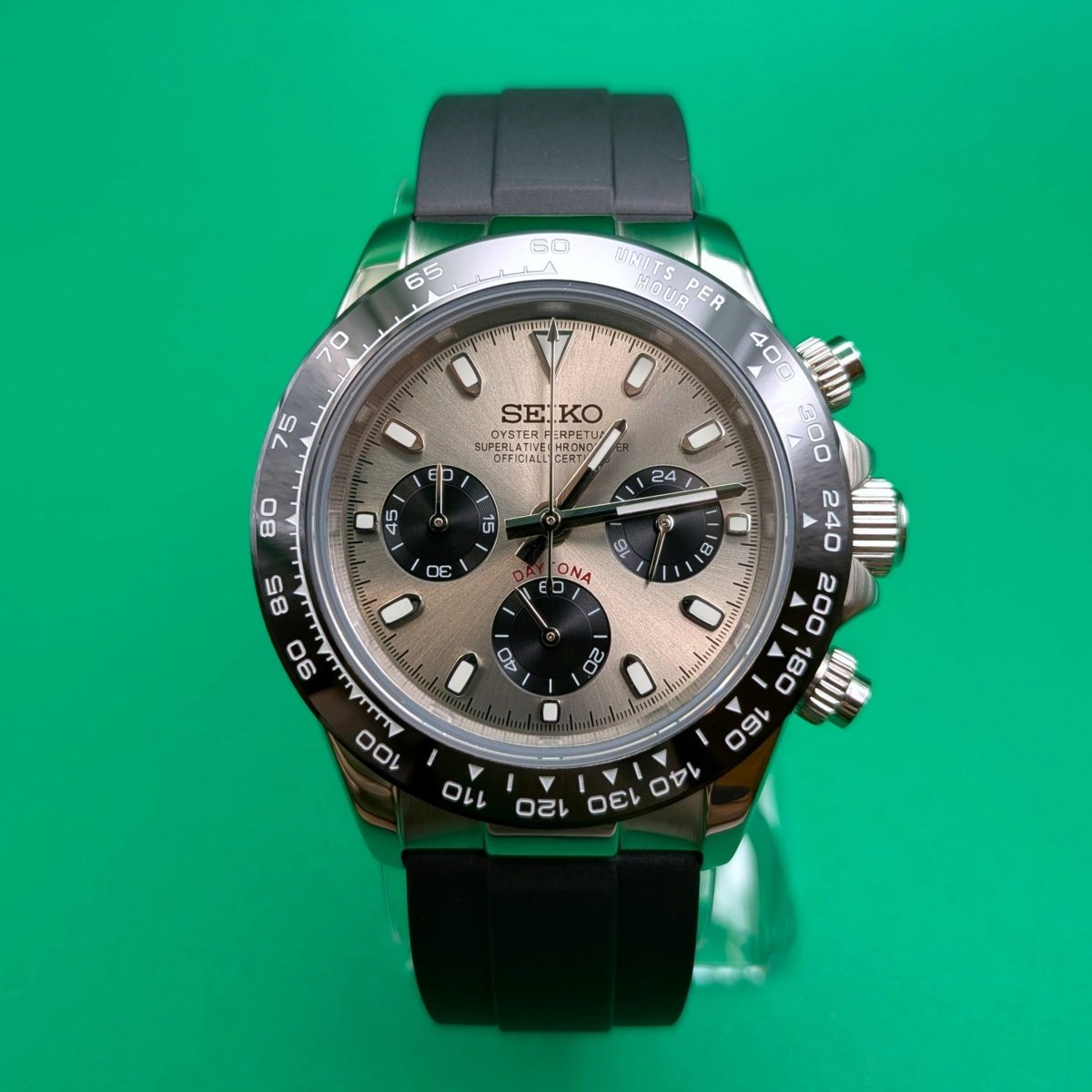 Sport Chronograph Ivory & Black - Hands On Time